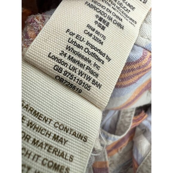 Free People Women Size 0 Striped Linen Blend Button Fly Frayed Hem Shorts - Picture 2 of 12